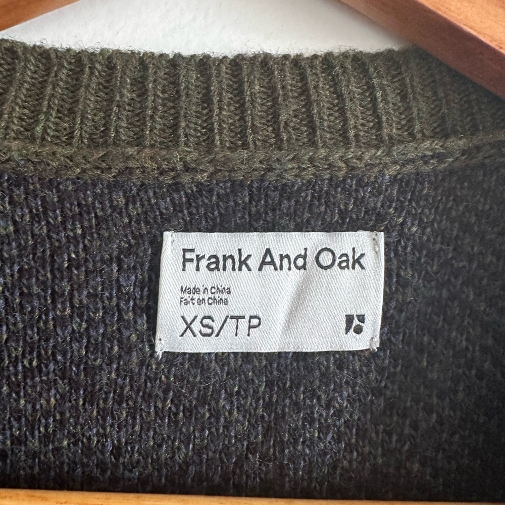 Frank And Oak Green Pattern Wool Blend Crewneck Sweater Size XS EUC - Picture 5 of 9